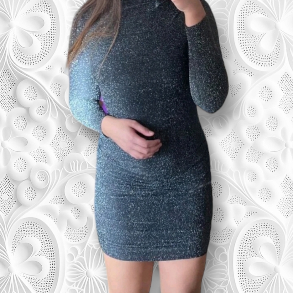 Bodycon ruched long sleeve Metallic Gray dress size M